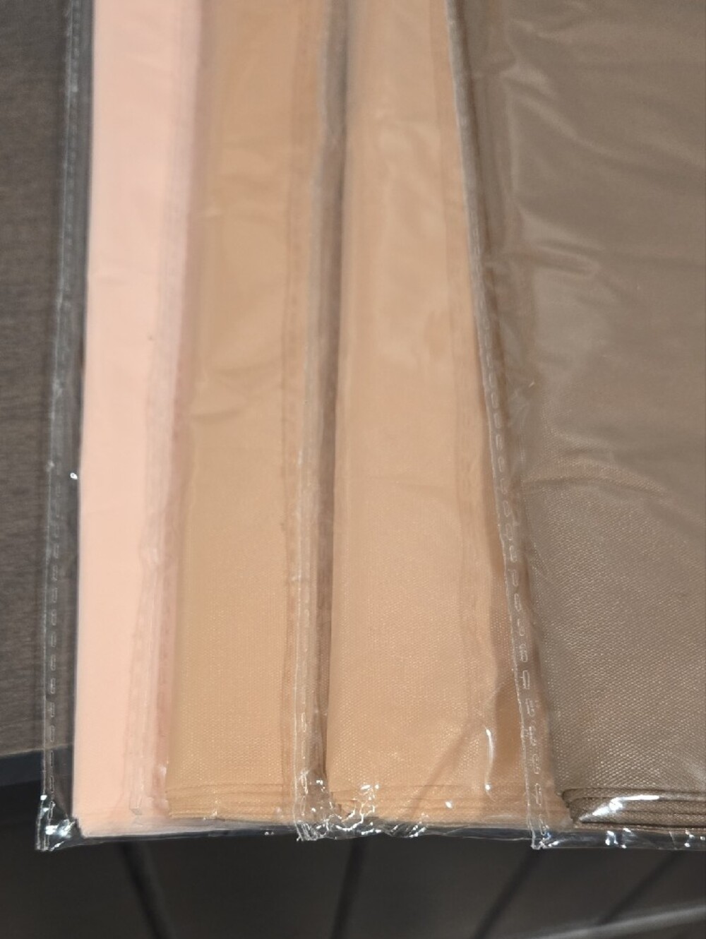 Rectangle Plastic Tablecloths - Picture 2 of 3
